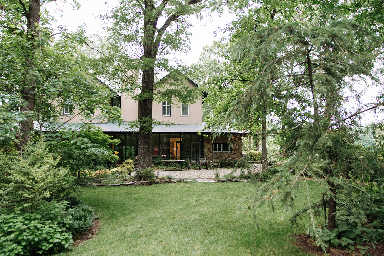 Bridal cottage in the woods